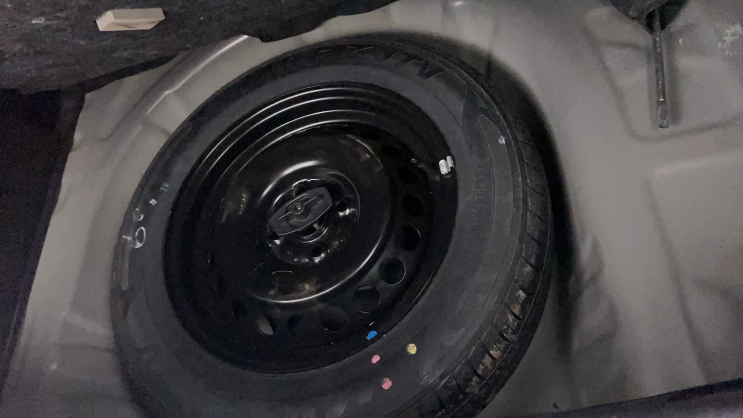 Used 2018 Maruti Suzuki Baleno Delta 1.2 Petrol Manual tyres SPARE TYRE VIEW