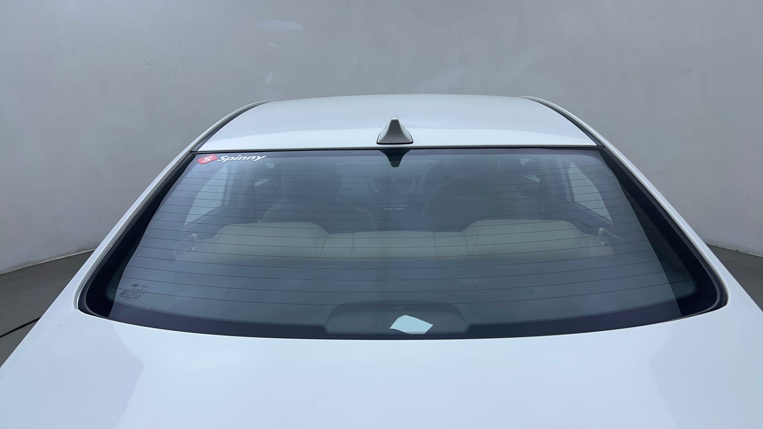 Used 2016 Hyundai Verna 1.6 VTVT SX AT Petrol Automatic exterior BACK WINDSHIELD VIEW