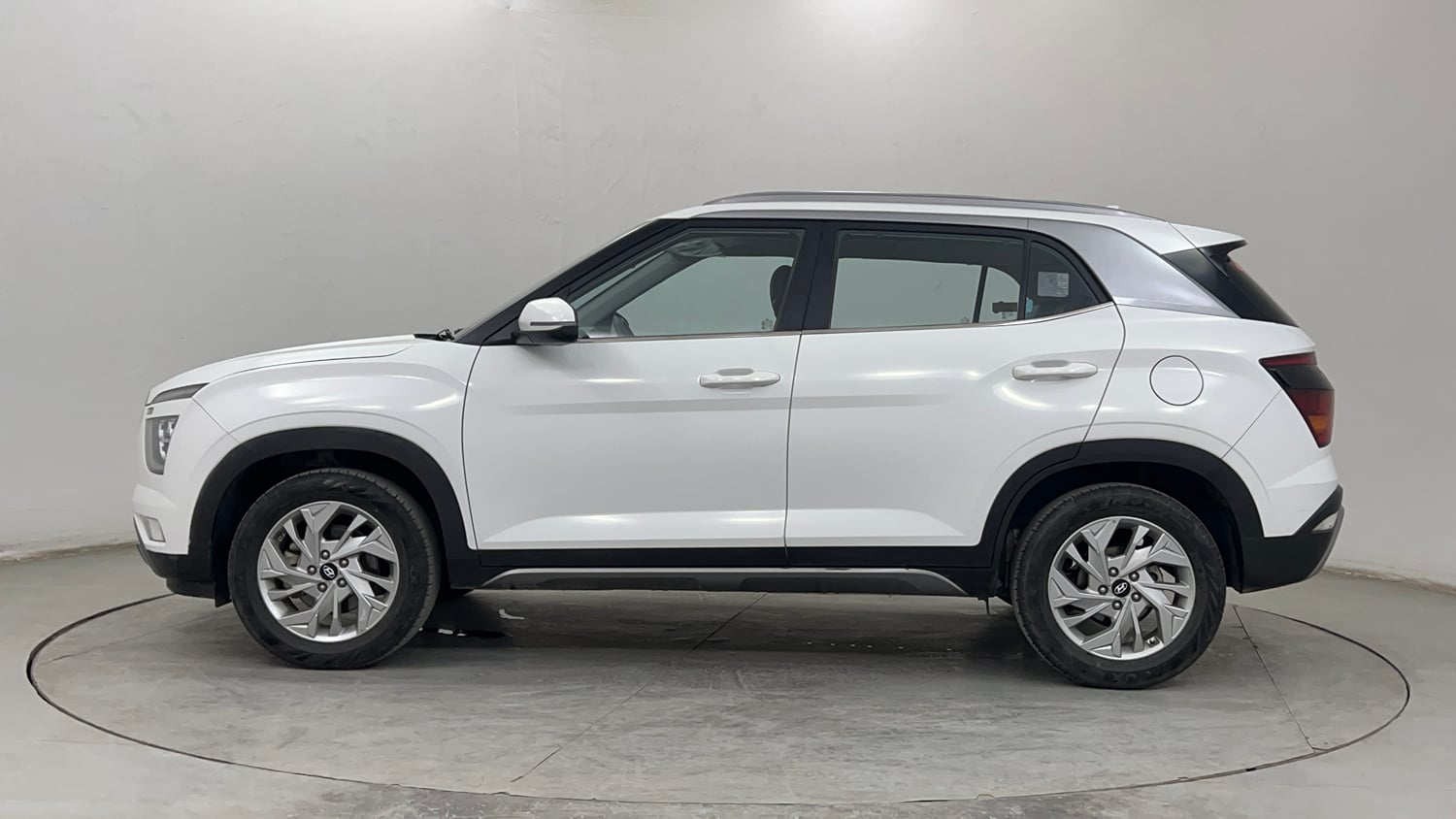 Used 2023 Hyundai Creta SX 1.5 Petrol Executive Petrol Manual exterior LEFT SIDE VIEW