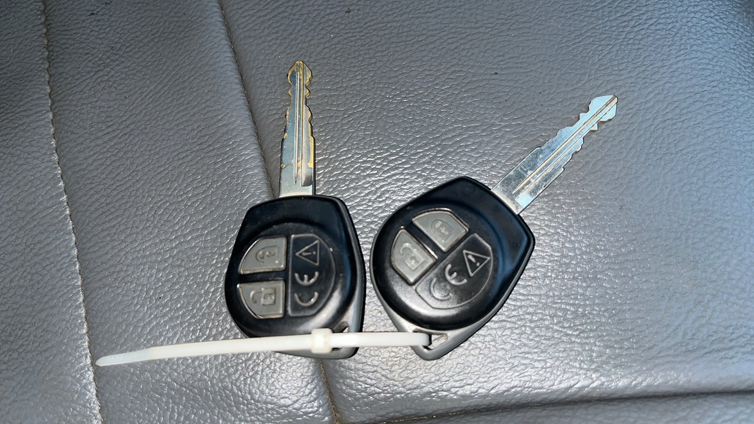 Used 2021 Maruti Suzuki Baleno Delta Petrol Manual extra CAR KEY VIEW
