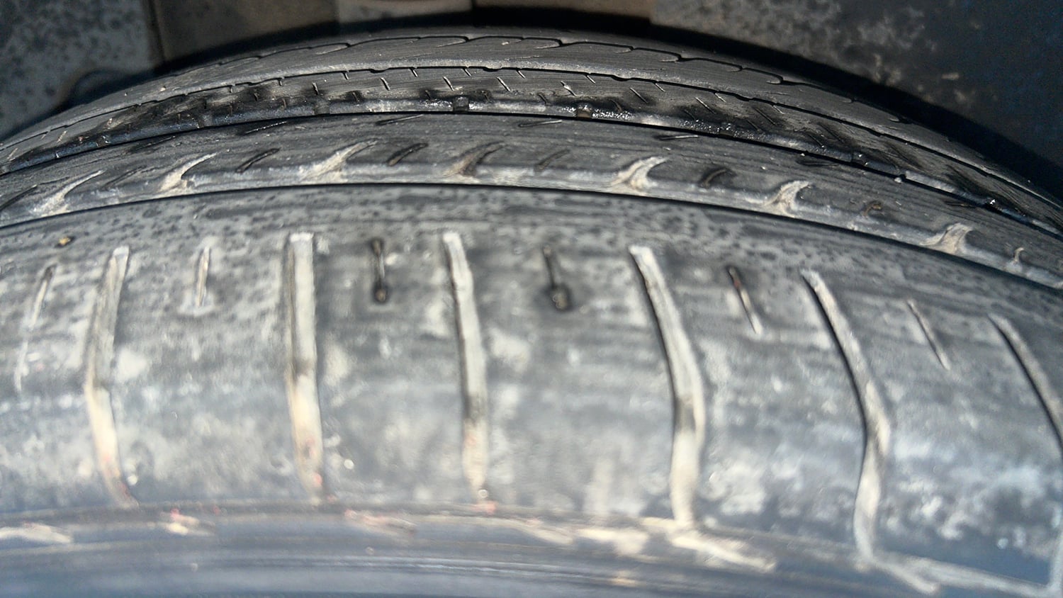 Used 2023 kia Seltos HTX 1.5 IVT Petrol Automatic tyres RIGHT REAR TYRE TREAD VIEW