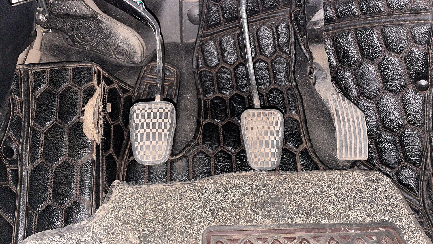 Used 2022 Tata Altroz XZ Plus Petrol Petrol Manual interior PEDALS VIEW