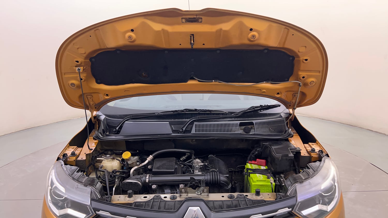 Used 2020 Renault Triber RXZ EASY-R AMT Petrol Automatic engine ENGINE & BONNET OPEN FRONT VIEW