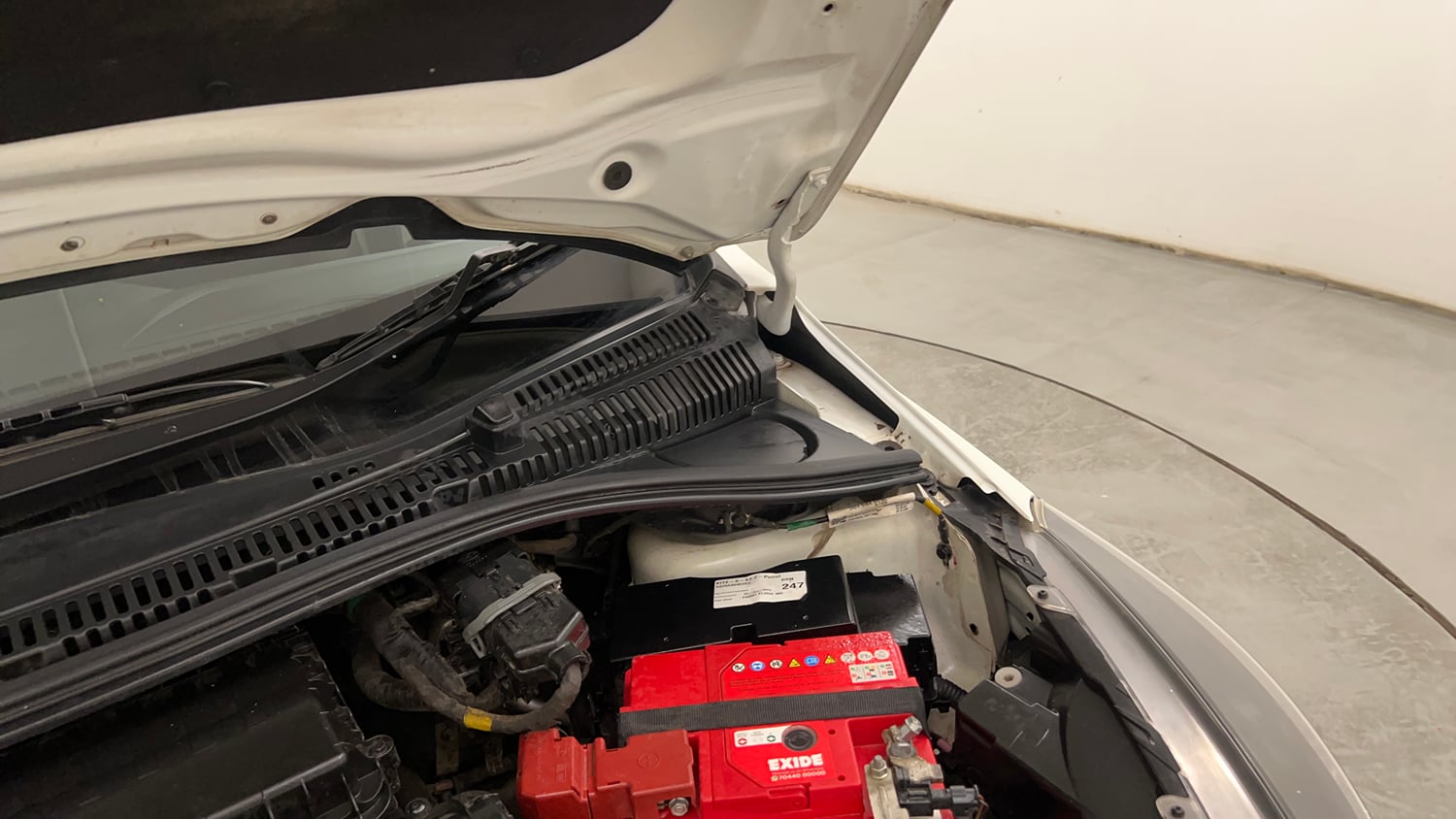 Used 2024 Tata Tigor XZ Petrol Manual engine ENGINE LEFT SIDE HINGE & APRON VIEW