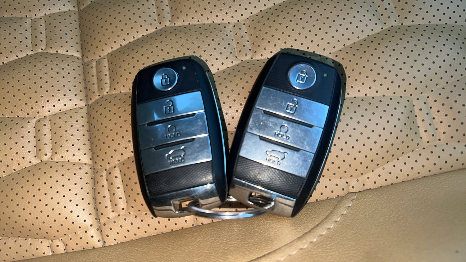 Used 2022 Kia Seltos HTX Plus 1.5 Diesel Diesel Manual extra CAR KEY VIEW