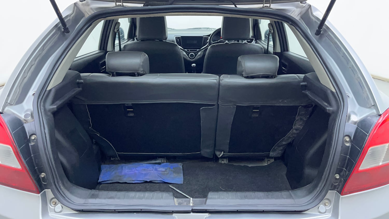 Used 2021 Maruti Suzuki Baleno Delta Petrol Manual interior DICKY INSIDE VIEW