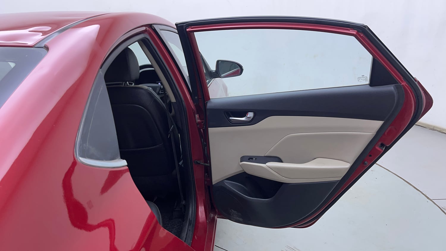 Used 2018 Hyundai Verna SX (O) 1.6 VTVT AT Petrol Automatic interior RIGHT REAR DOOR OPEN VIEW