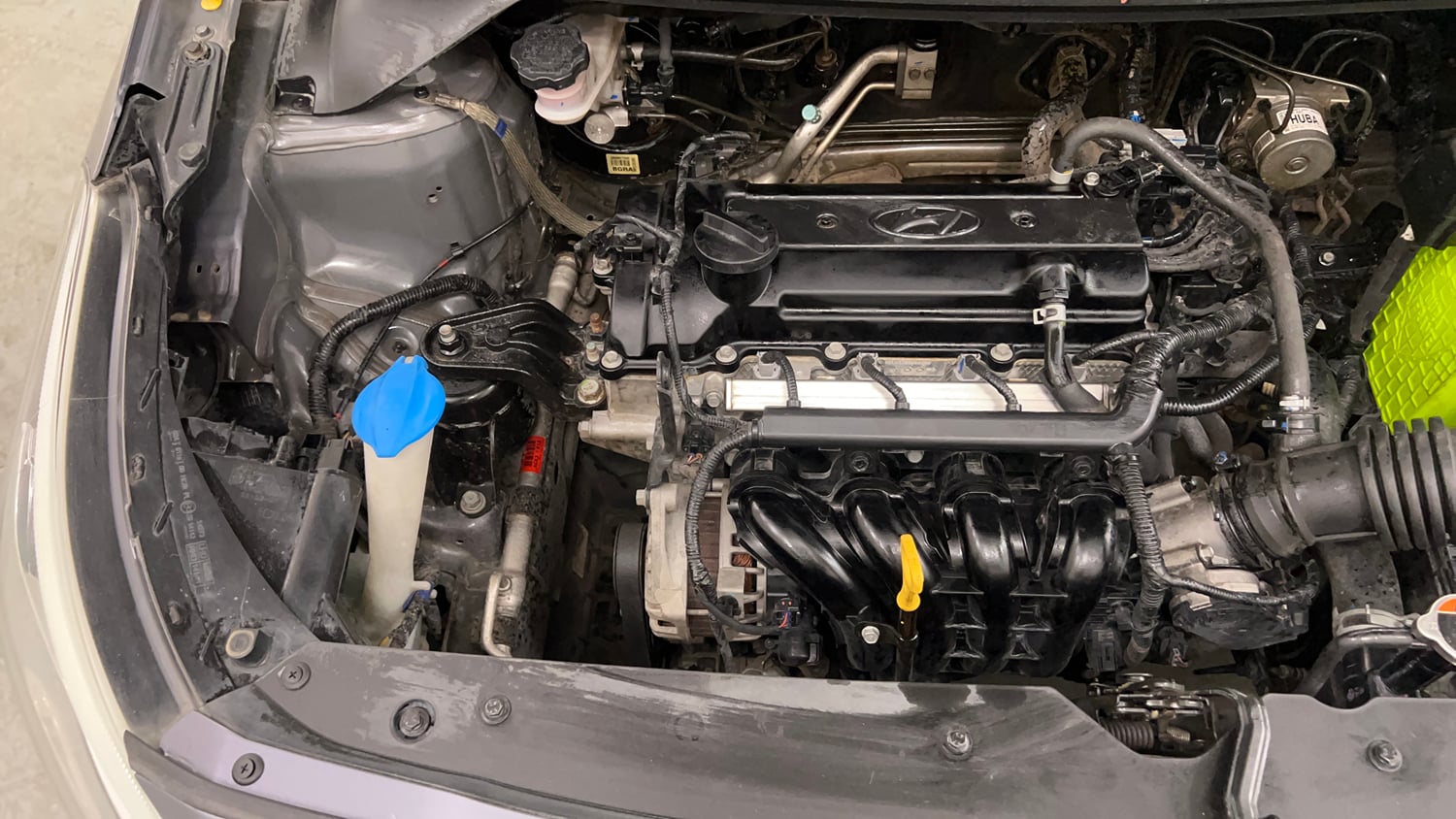 Used 2017 Hyundai Elite i20 Sportz 1.2 Petrol Manual engine ENGINE RIGHT SIDE VIEW