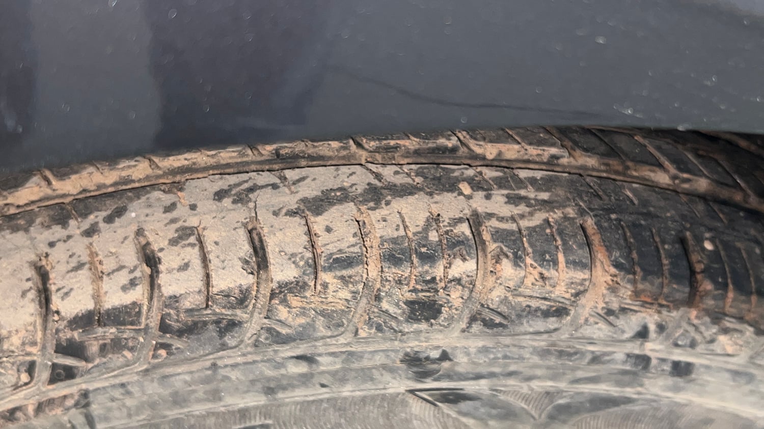 Used 2018 Maruti Suzuki Baleno Delta 1.2 Petrol Manual tyres RIGHT FRONT TYRE TREAD VIEW