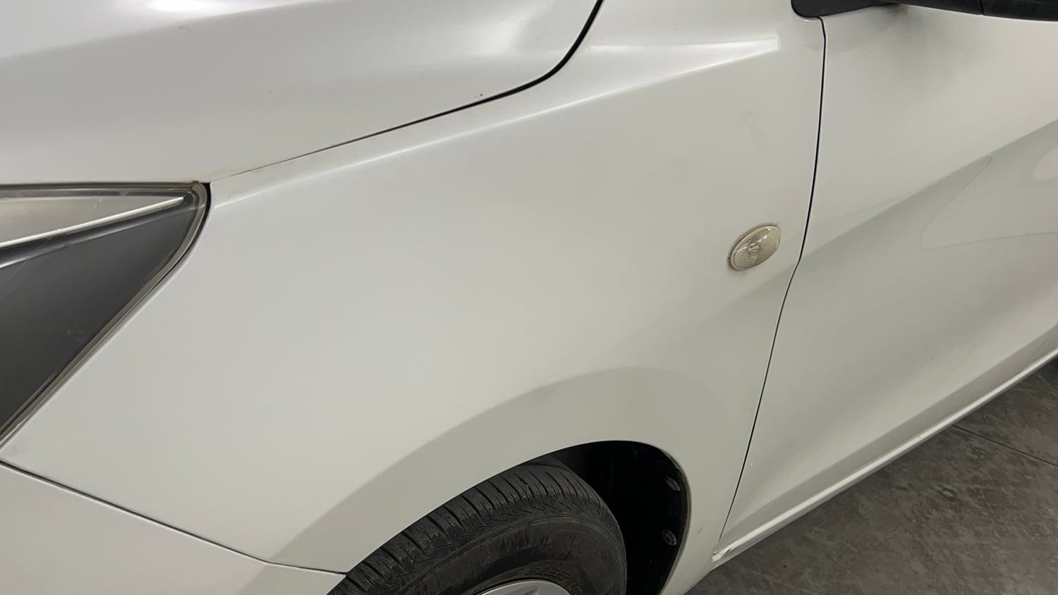 Used 2014 Maruti Suzuki Celerio VXi AMT Petrol Automatic dents MINOR SCRATCH
