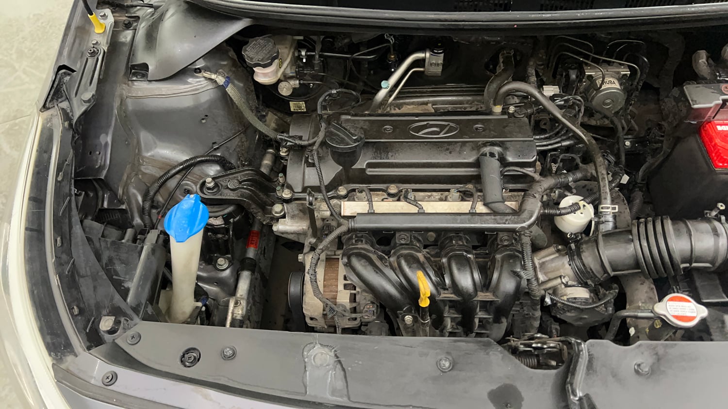 Used 2017 Hyundai Elite i20 Sportz 1.2 Petrol Manual engine ENGINE RIGHT SIDE VIEW