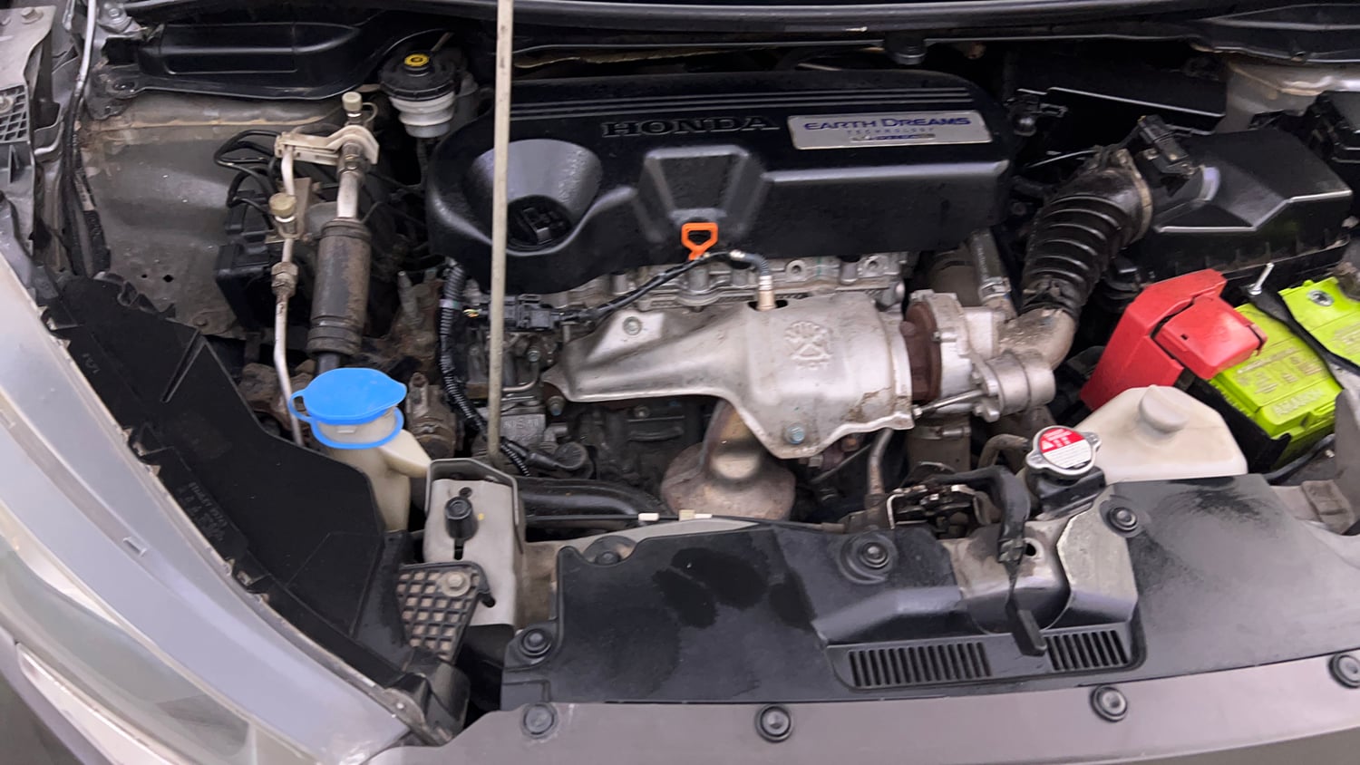 Used 2018 Honda WR-V VX MT Diesel Diesel Manual engine ENGINE RIGHT SIDE VIEW