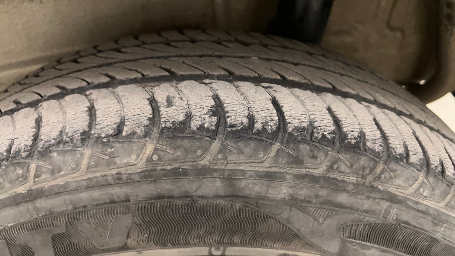 Used 2021 Maruti Suzuki Wagon R 1.0 VXi 1.0 AMT Petrol Automatic tyres LEFT REAR TYRE TREAD VIEW