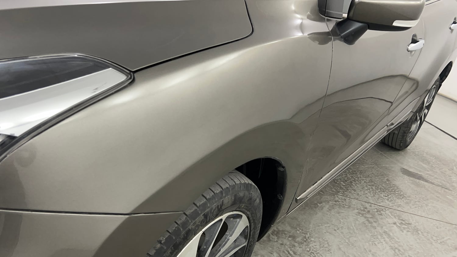 Used 2020 Maruti Suzuki Baleno Zeta Petrol Manual dents MINOR SCRATCH
