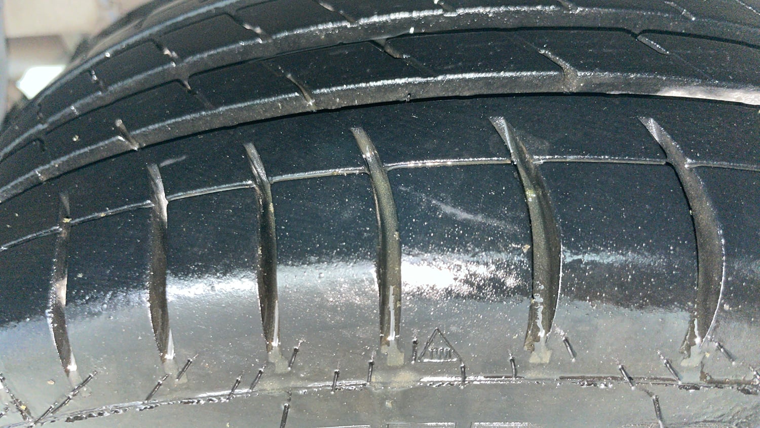 Used 2019 Hyundai Grand i10 Magna 1.2 Kappa VTVT Petrol Manual tyres RIGHT REAR TYRE TREAD VIEW