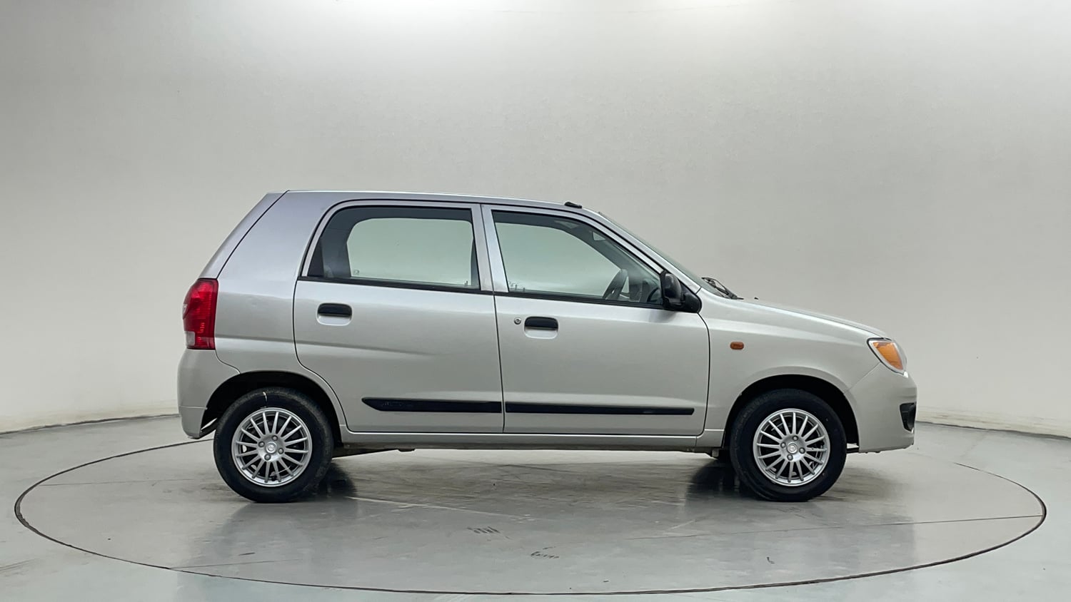 Used 2014 Maruti Suzuki Alto K10 VXi Petrol Manual exterior RIGHT SIDE VIEW