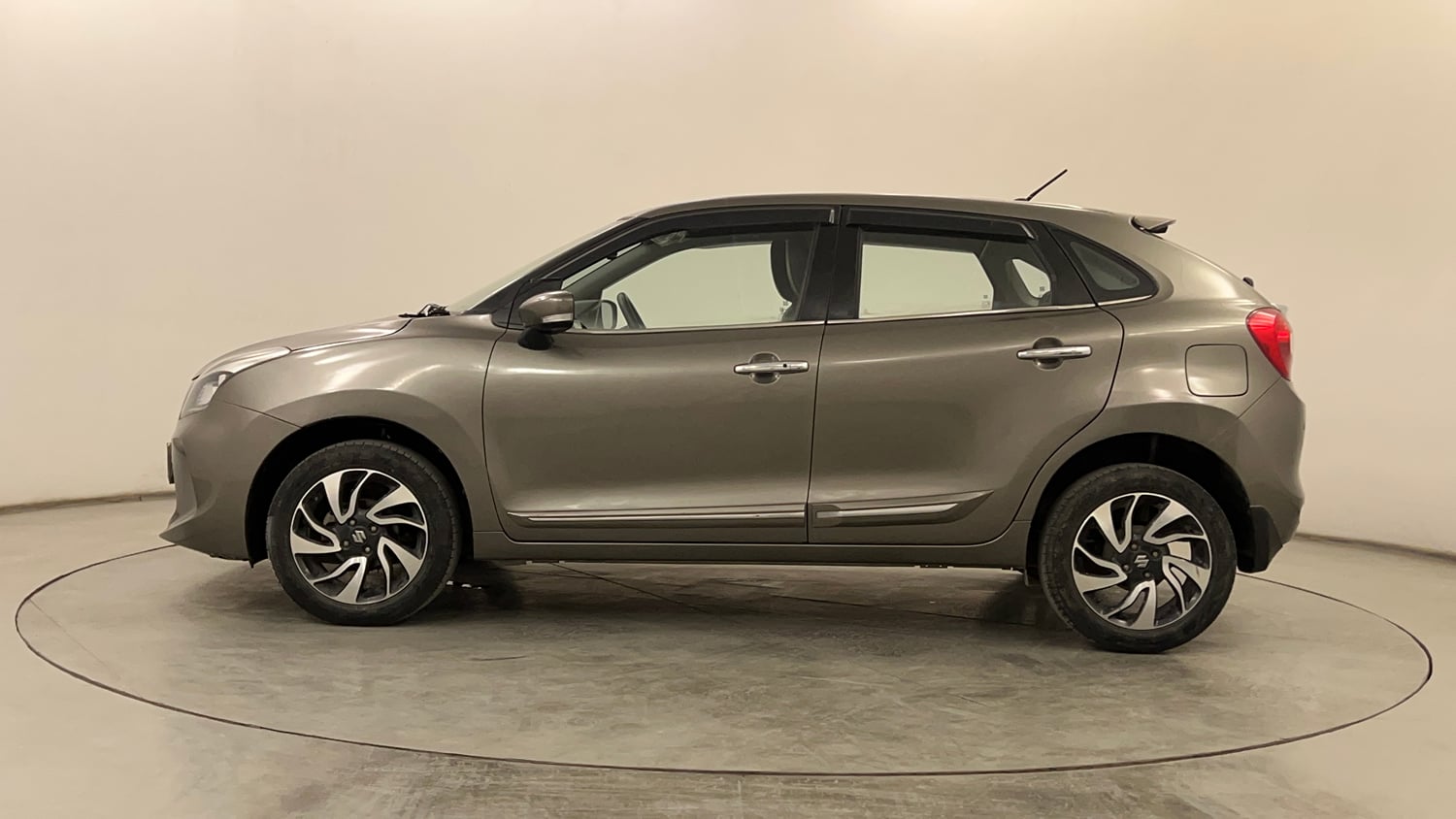 Used 2020 Maruti Suzuki Baleno Zeta Petrol Manual exterior LEFT SIDE VIEW