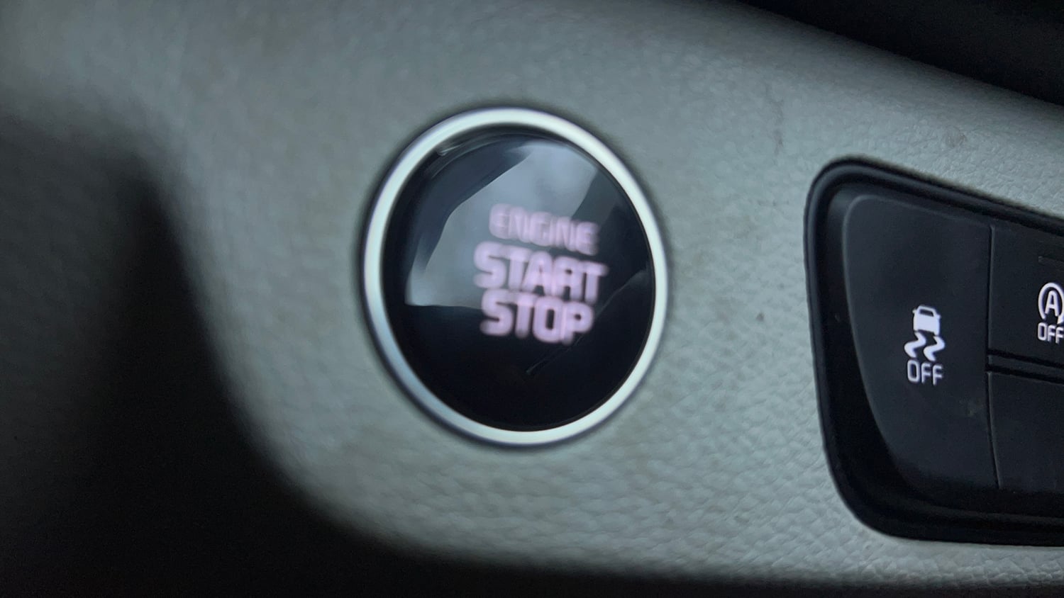 Used 2023 kia Seltos HTX 1.5 IVT Petrol Automatic top_features Keyless start