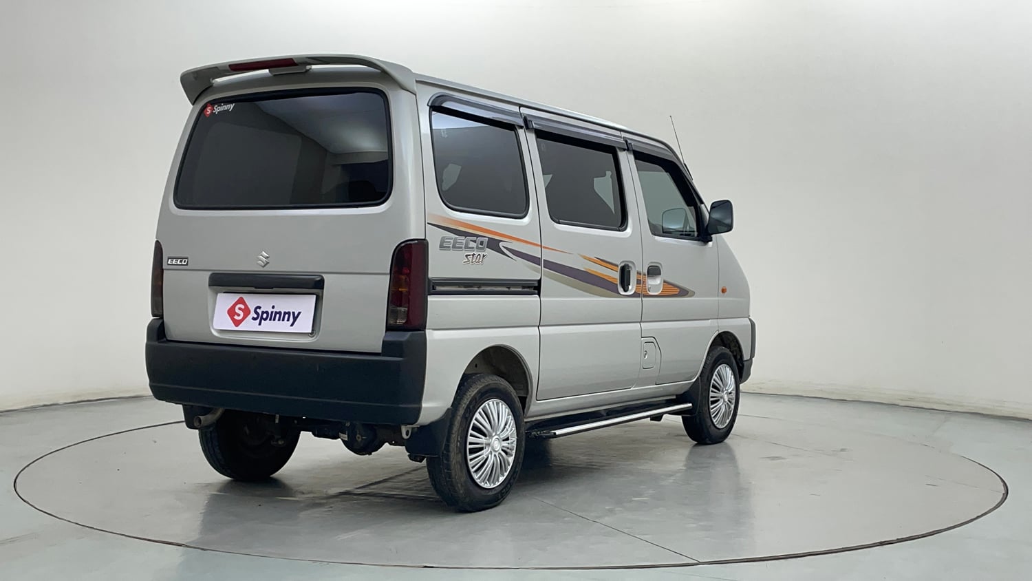 Used 2025 Maruti Suzuki Eeco 5 STR AC Petrol Manual exterior RIGHT REAR CORNER VIEW