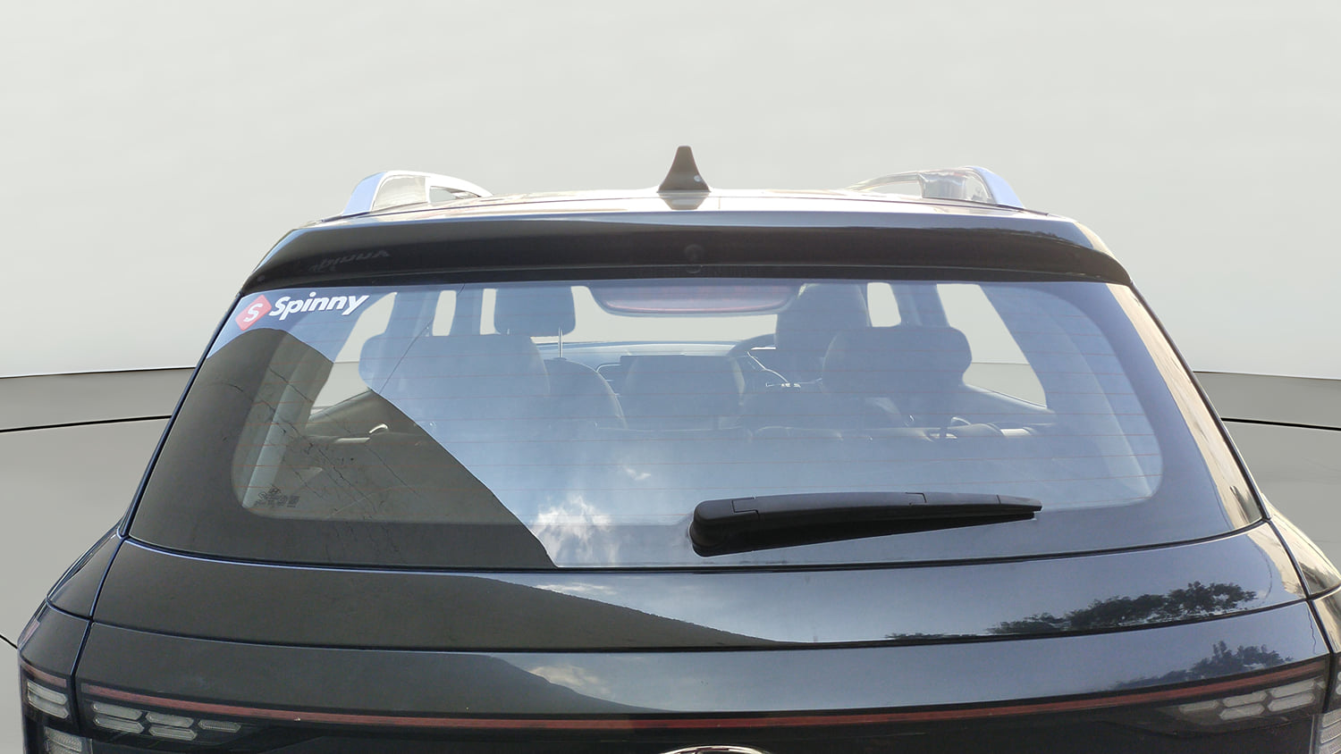 Used 2023 Hyundai Venue SX (O) 1.0 Turbo DCT Petrol Automatic exterior BACK WINDSHIELD VIEW