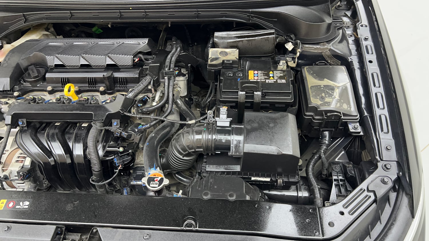 Used 2023 Hyundai Verna SX (O) 1.5 Petrol IVT Petrol Automatic engine ENGINE LEFT SIDE VIEW