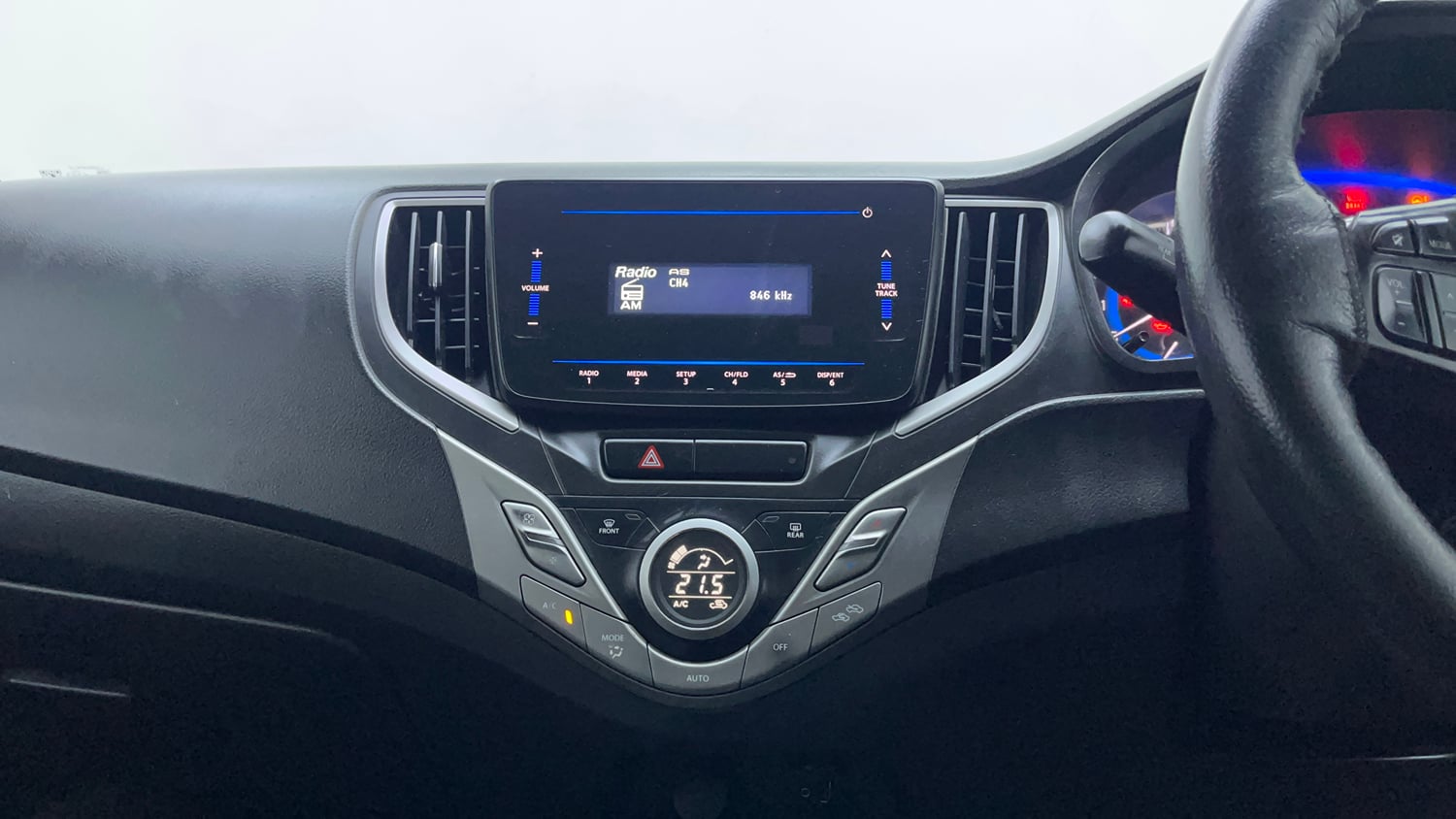 Used 2021 Maruti Suzuki Baleno Delta Petrol Manual interior MUSIC SYSTEM & AC CONTROL VIEW