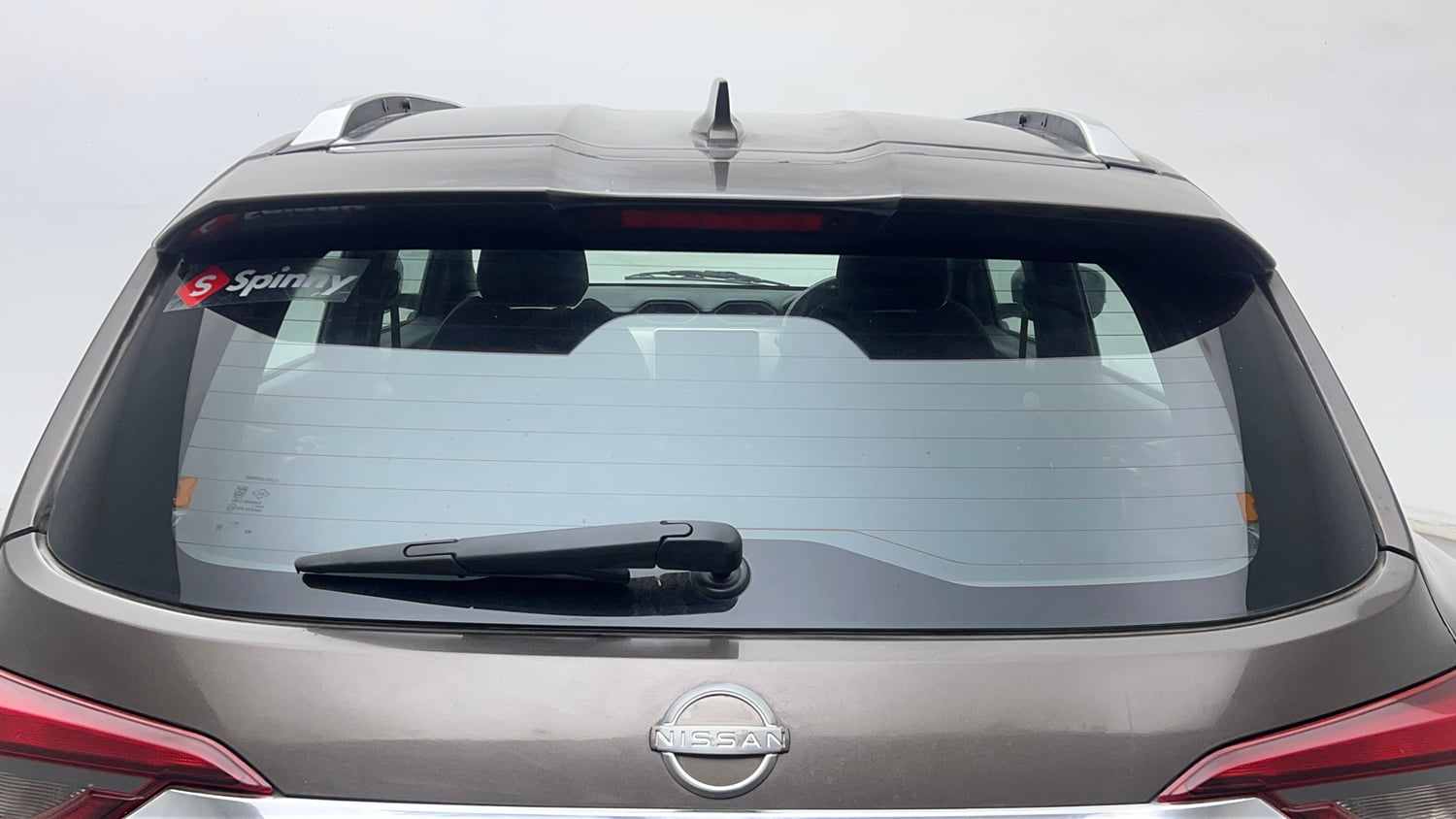 Used 2022 Nissan Magnite XV Petrol Manual exterior BACK WINDSHIELD VIEW