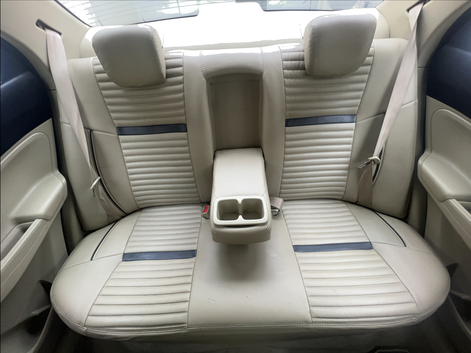 Used 2018 Maruti Suzuki Dzire ZXi Petrol Manual interior REAR SEAT CONDITION VIEW