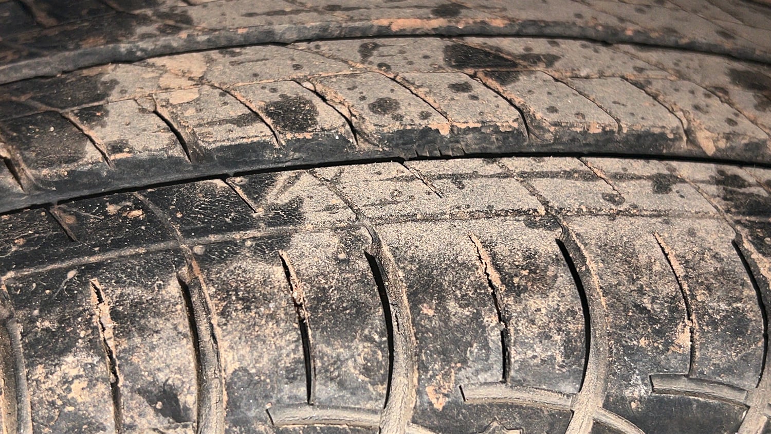 Used 2018 Maruti Suzuki Baleno Delta 1.2 Petrol Manual tyres RIGHT REAR TYRE TREAD VIEW