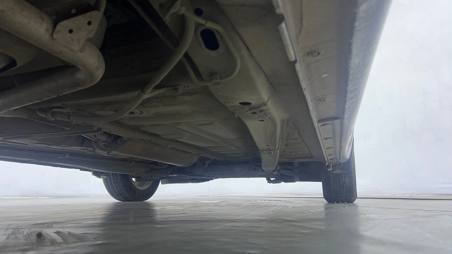 Used 2018 Maruti Suzuki Dzire ZXi Petrol Manual extra REAR RIGHT UNDERBODY VIEW
