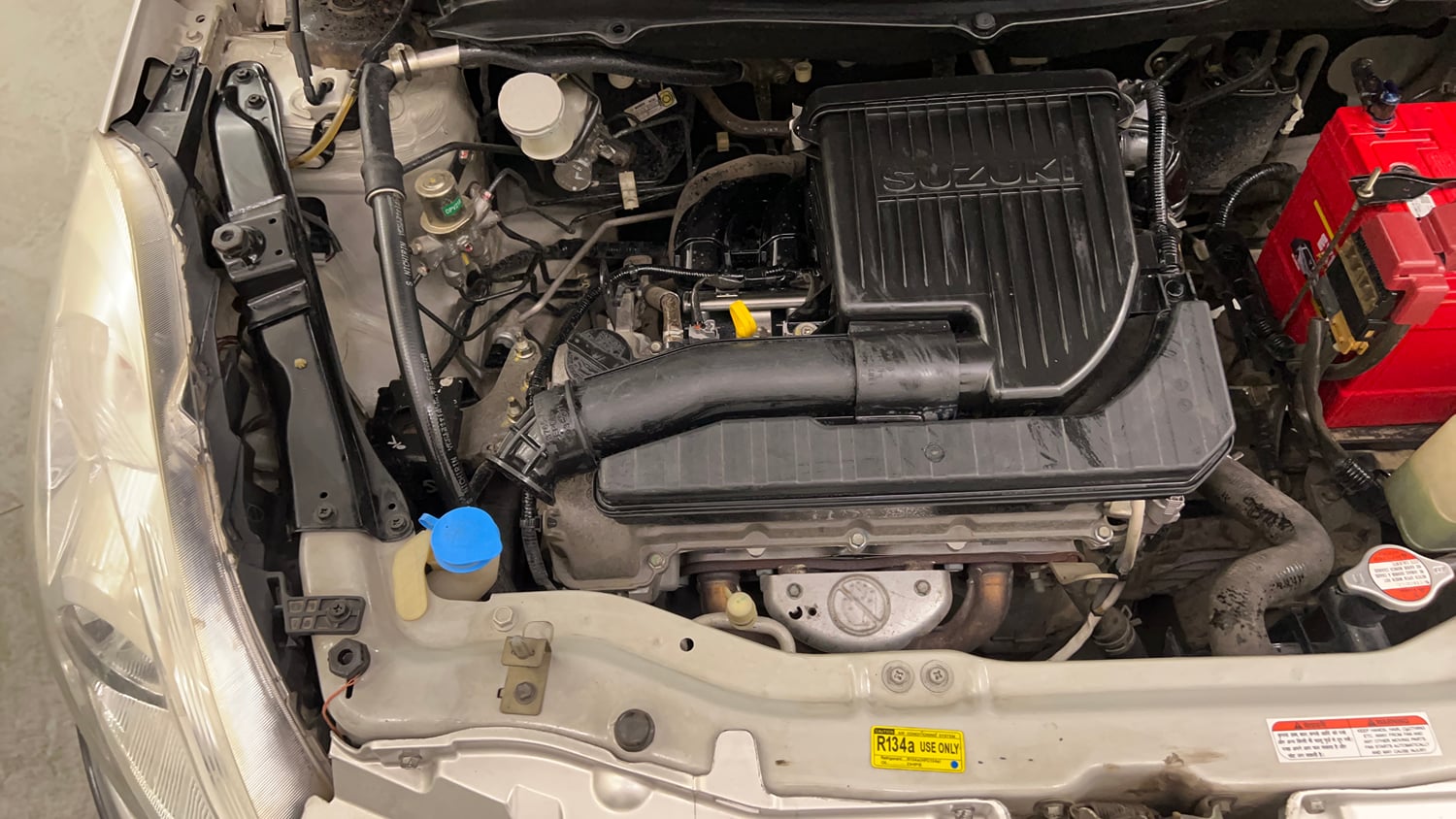 Used 2012 Maruti Suzuki Swift Dzire VXI Petrol Manual engine ENGINE RIGHT SIDE VIEW
