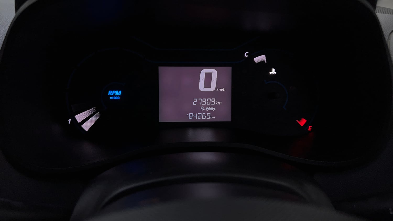 Used 2020 Renault Kwid RXT 1.0 Opt Petrol Manual interior CLUSTERMETER VIEW