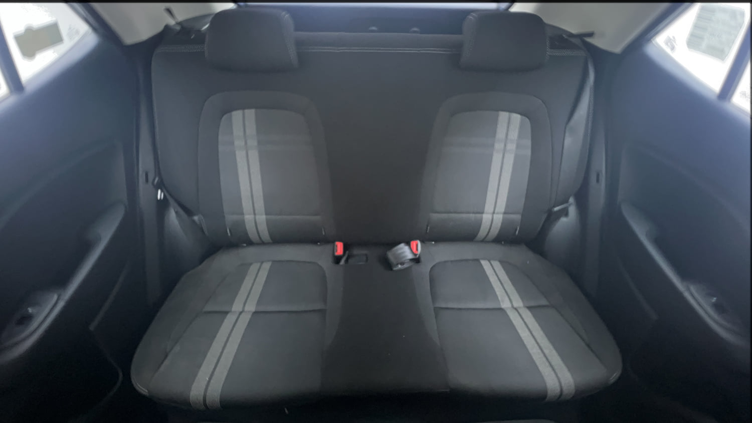 Used 2021 Hyundai Venue SX Plus 1.0 Turbo DCT Petrol Automatic interior REAR SEAT CONDITION VIEW