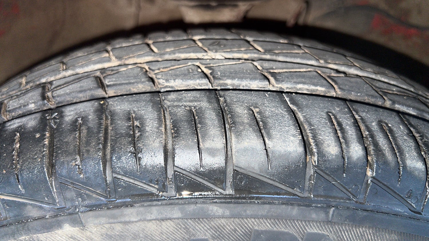 Used 2023 Maruti Suzuki Alto 800 LXi (O) Petrol Manual tyres RIGHT FRONT TYRE TREAD VIEW