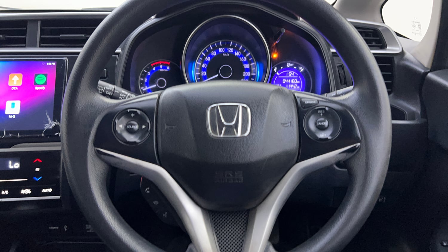 Used 2018 Honda WR-V VX MT Diesel Diesel Manual top_features Airbags