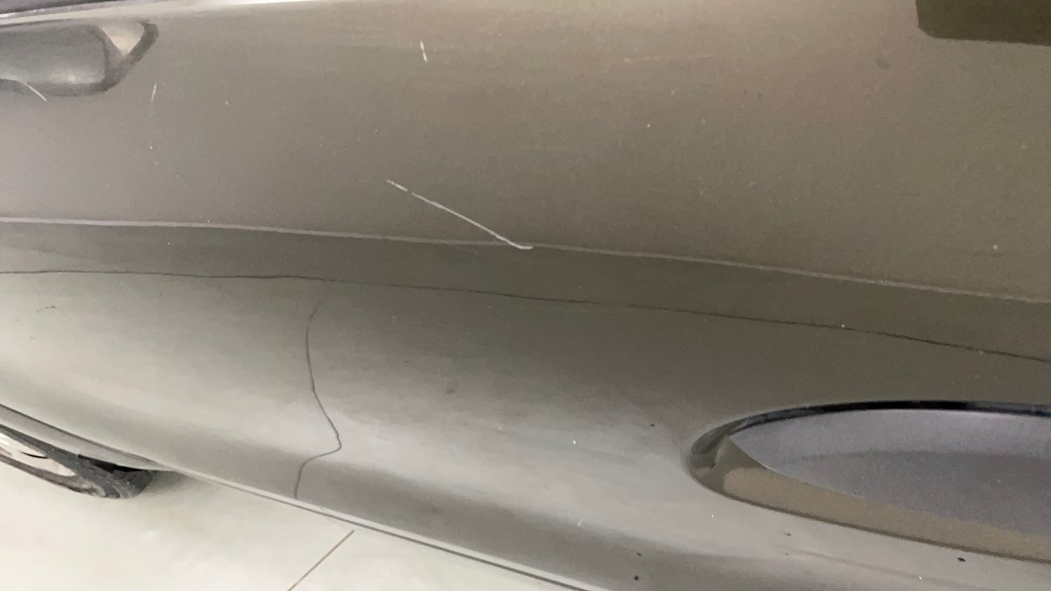Used 2017 Renault Kwid RXT Petrol Manual dents MINOR SCRATCH