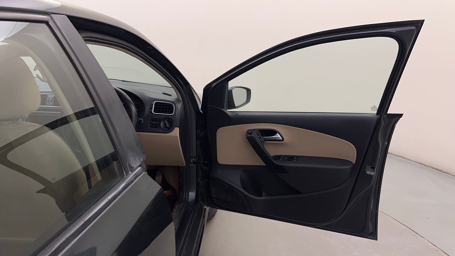 Used 2019 Volkswagen Ameo Highline Plus 1.5L (D) Diesel Manual interior RIGHT FRONT DOOR OPEN VIEW