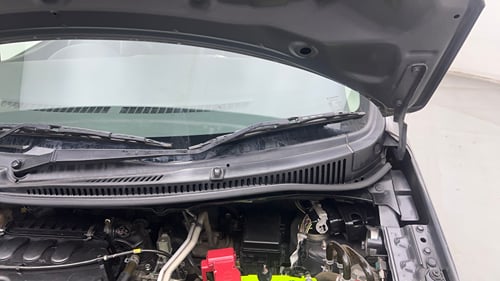 Used 2018 Maruti Suzuki Wagon R LXI CNG Cng Manual engine ENGINE LEFT SIDE HINGE & APRON VIEW