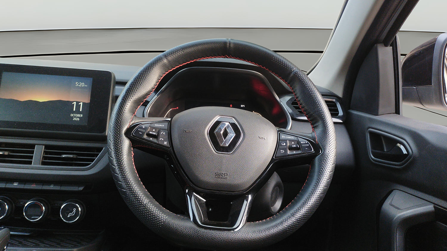 Used 2022 Renault Kiger RXZ Turbo CVT Dual Tone Petrol Automatic interior STEERING VIEW