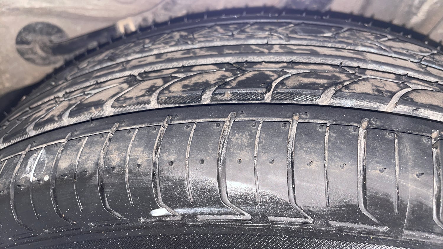 Used 2017 Honda Amaze 1.5 S i-DTEC Diesel Manual tyres LEFT REAR TYRE TREAD VIEW