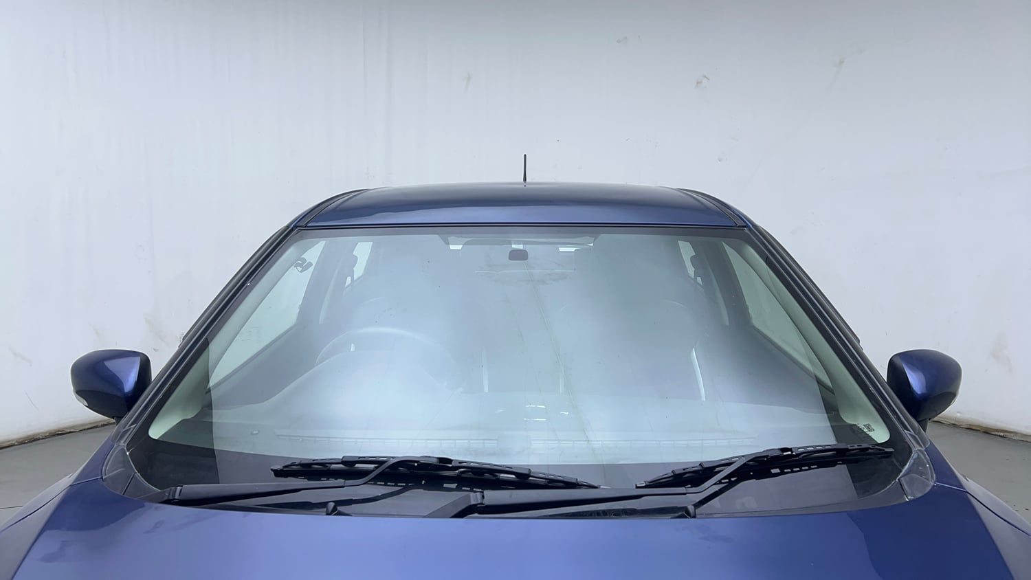 Used 2021 Maruti Suzuki Baleno Delta Petrol Manual exterior FRONT WINDSHIELD VIEW