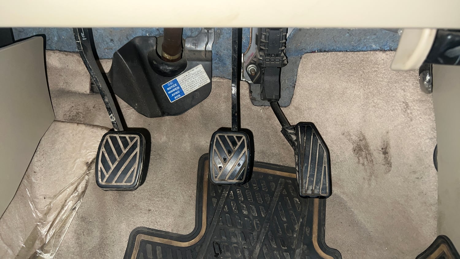 Used 2018 Maruti Suzuki Dzire ZXi Petrol Manual interior PEDALS VIEW
