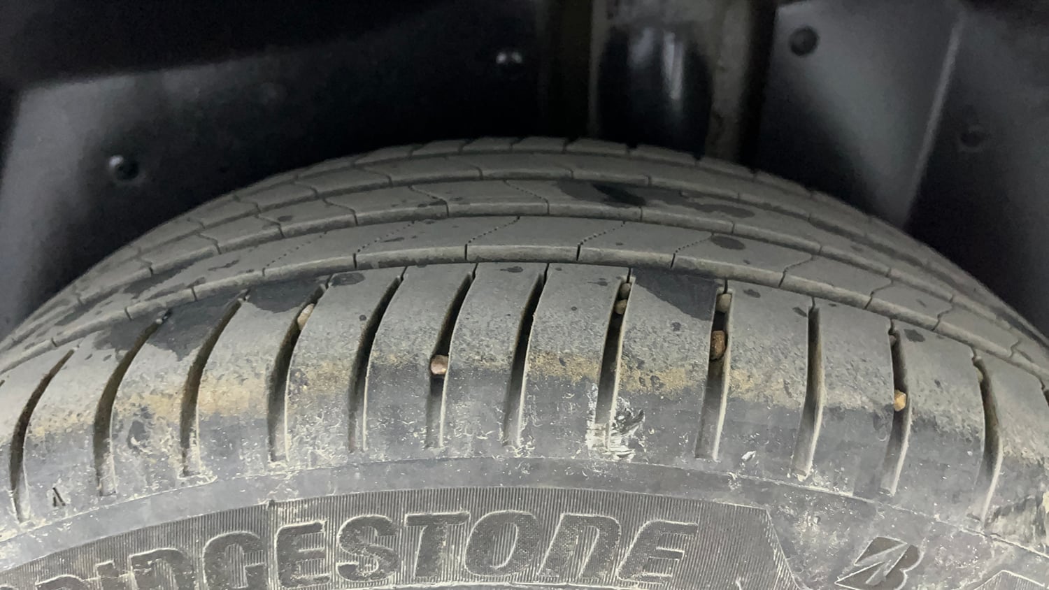 Used 2021 MG Motors Hector Plus Sharp 1.5 Petrol Turbo DCT 6-STR Petrol Automatic tyres LEFT REAR TYRE TREAD VIEW