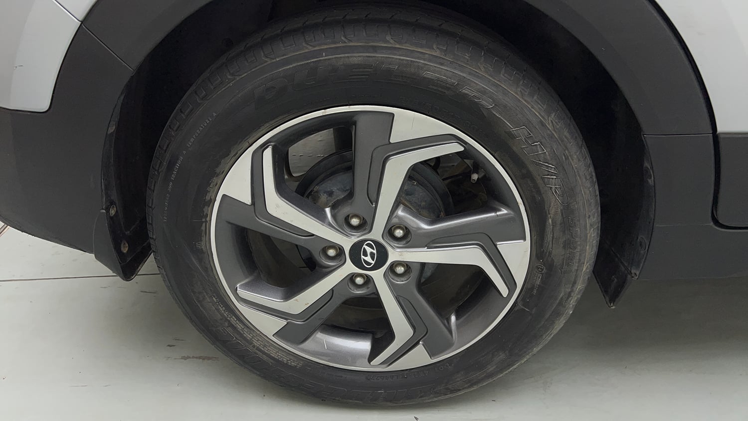 Used 2019 Hyundai Creta SX 1.6 (O) Executive Petrol Petrol Manual tyres RIGHT REAR TYRE RIM VIEW