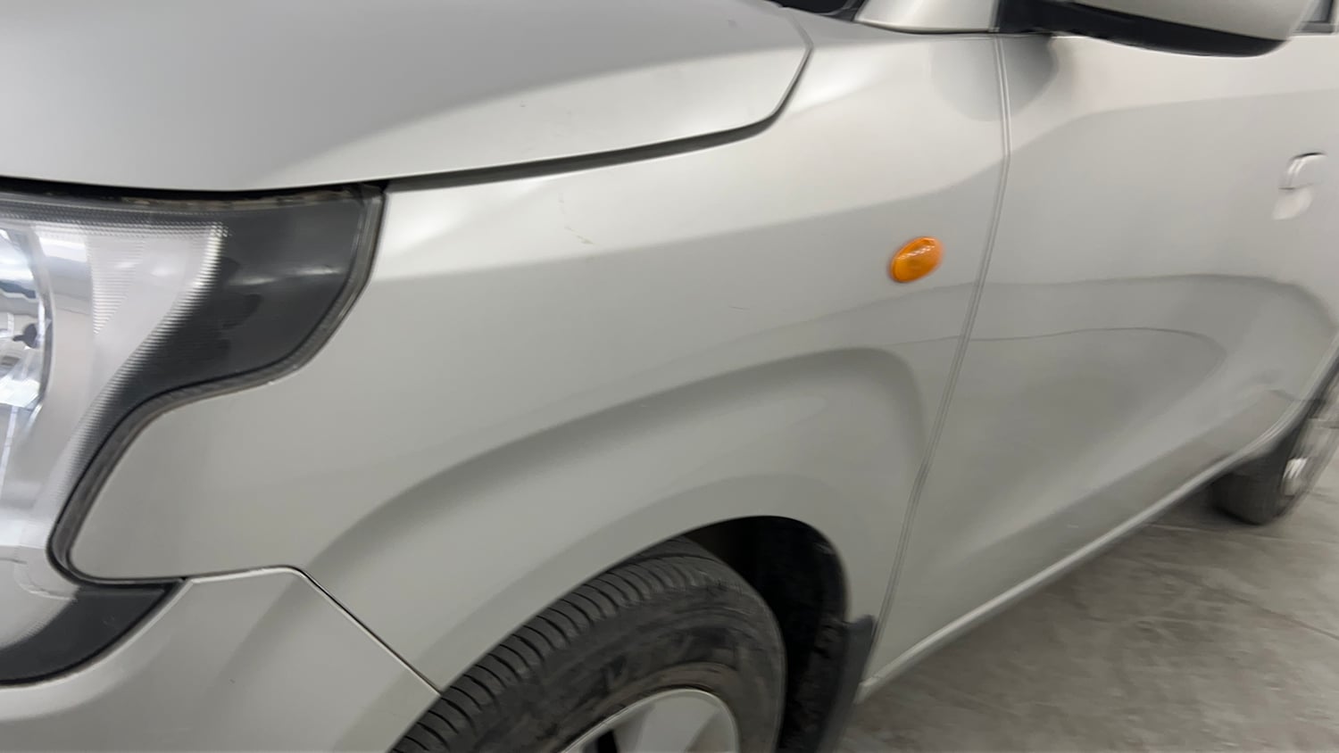 Used 2021 Maruti Suzuki Wagon R 1.0 VXi 1.0 AMT Petrol Automatic dents MINOR SCRATCH