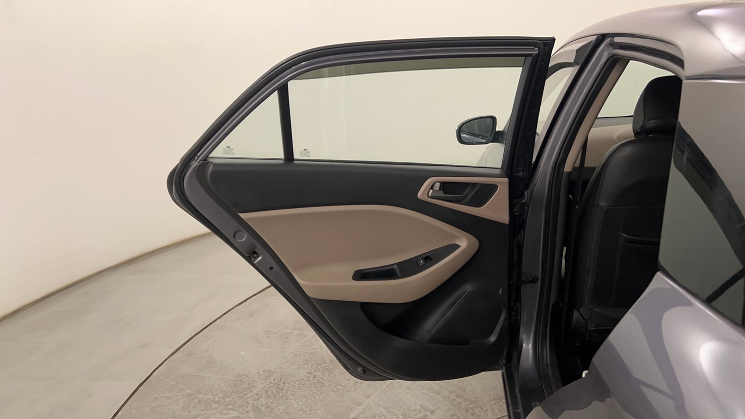 Used 2017 Hyundai Elite i20 Sportz 1.2 Petrol Manual interior LEFT REAR DOOR OPEN VIEW