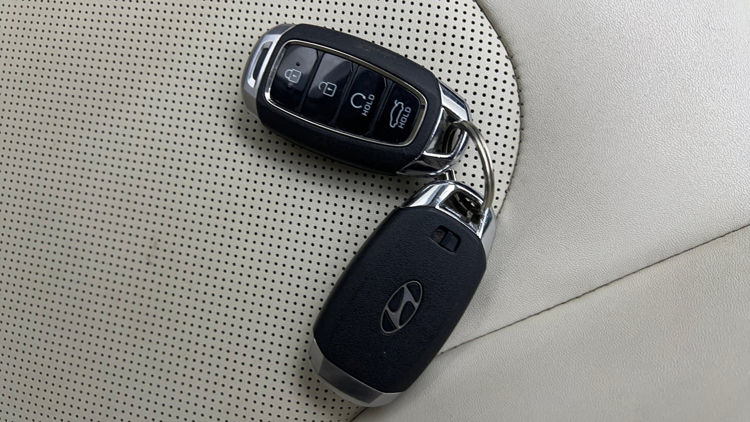 Used 2023 Hyundai Verna SX (O) 1.5 Petrol IVT Petrol Automatic extra CAR KEY VIEW