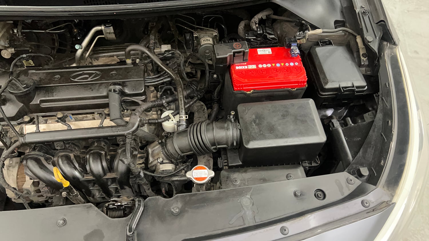 Used 2017 Hyundai Elite i20 Sportz 1.2 Petrol Manual engine ENGINE LEFT SIDE VIEW
