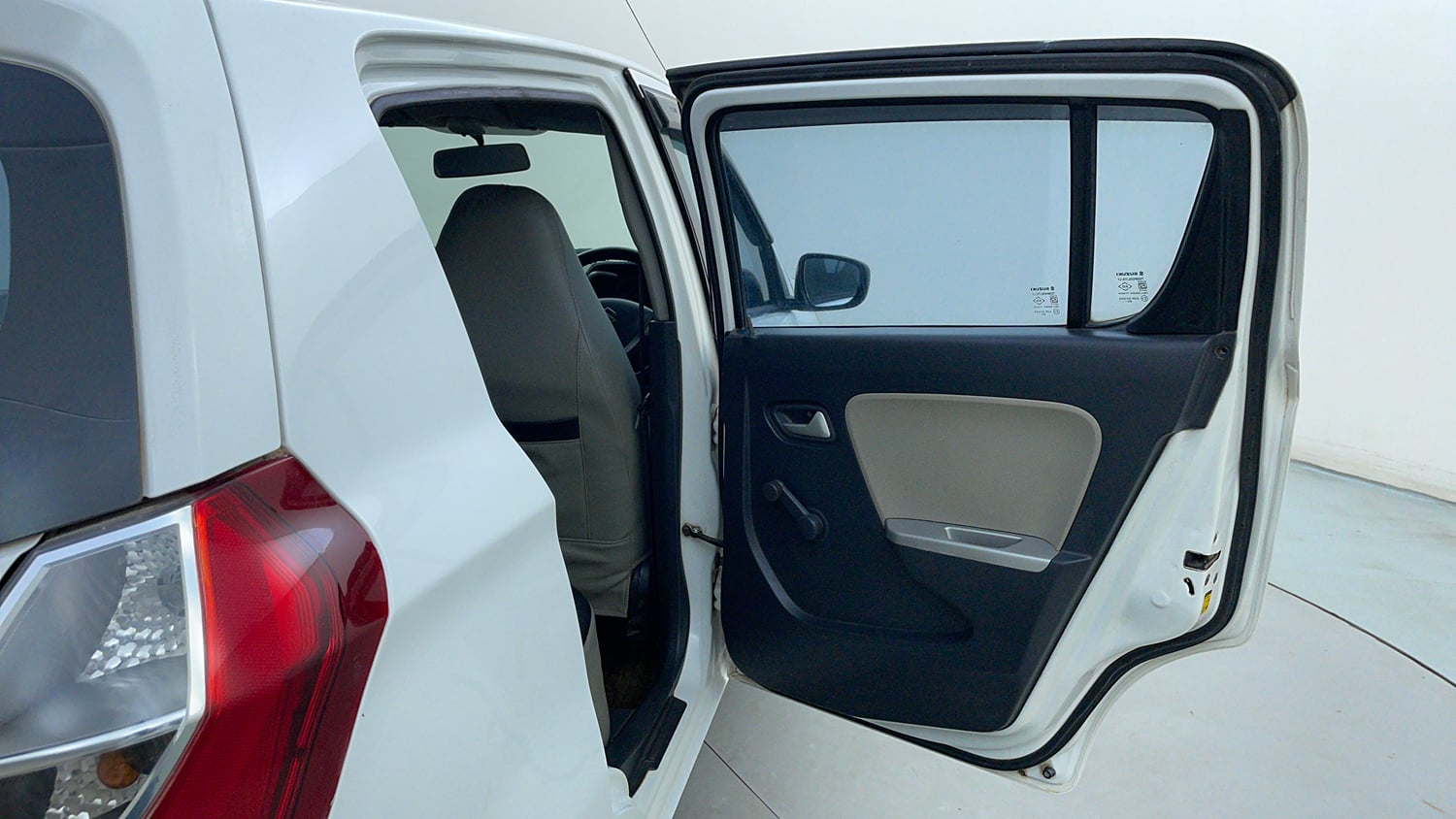 Used 2016 Maruti Suzuki Alto K10 VXi Petrol Manual interior RIGHT REAR DOOR OPEN VIEW
