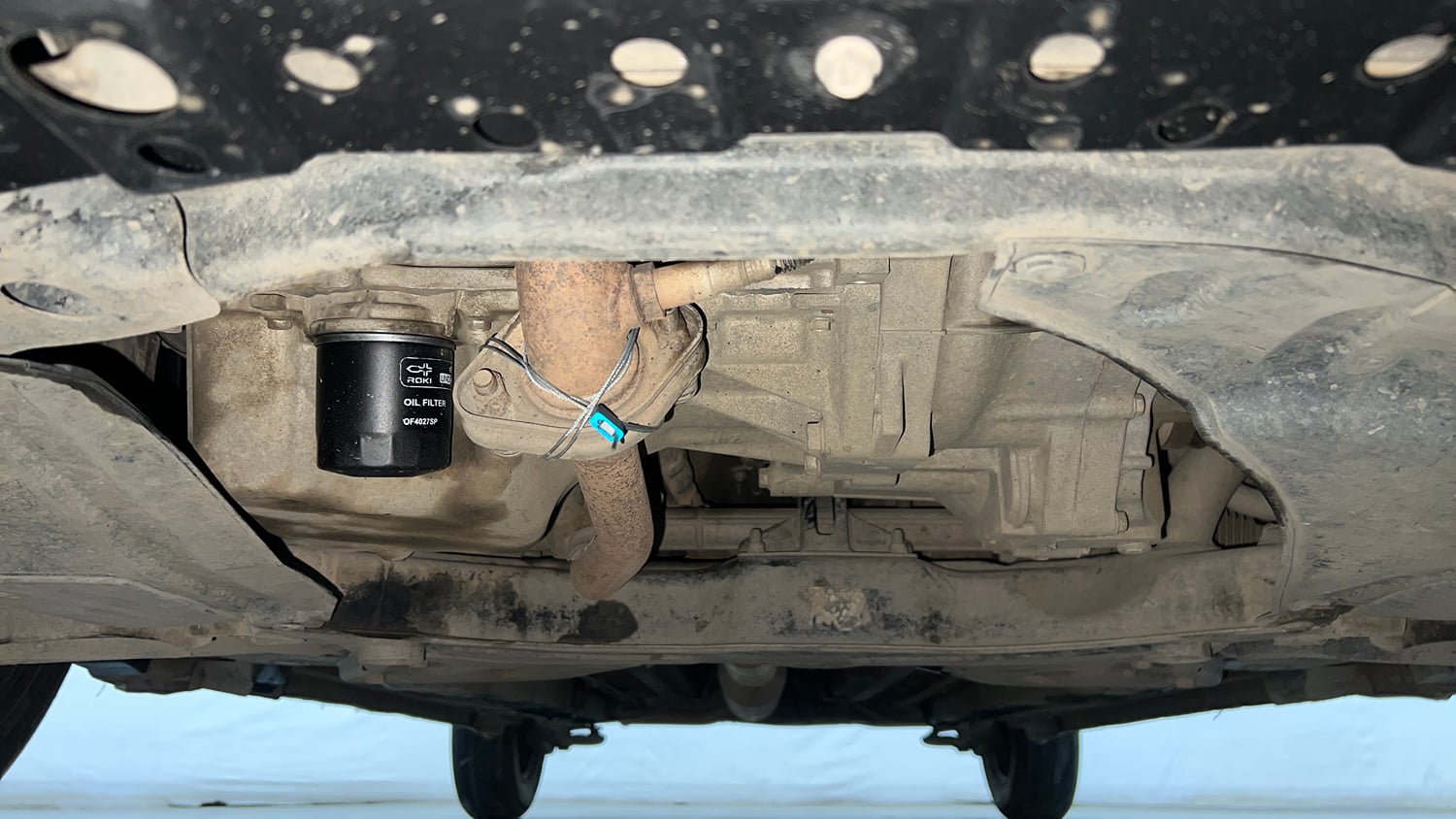 Used 2016 Maruti Suzuki Swift VXI (O) Petrol Manual extra FRONT LEFT UNDERBODY VIEW
